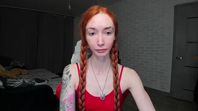 Roxy Silver online show from November 11, 9:42 pm