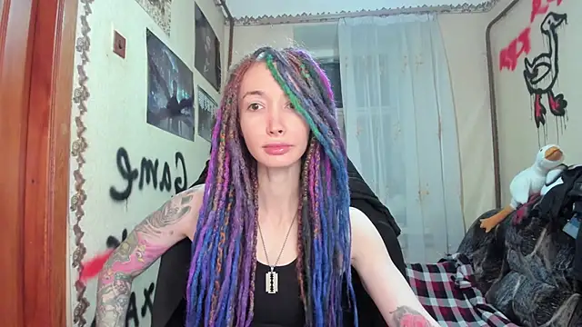 Snapshot of Roxy_Silver chatting on February 7, 10:09 pm Roxy Silver online show from February 7, 10:09 pm