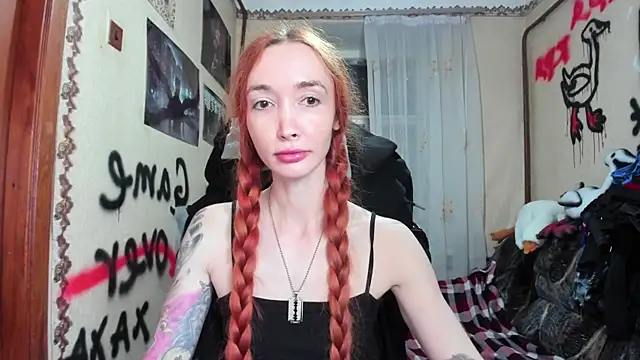 Snapshot of Roxy_Silver chatting on October 11, 9:38 pm Roxy Silver online show from October 11, 9:38 pm