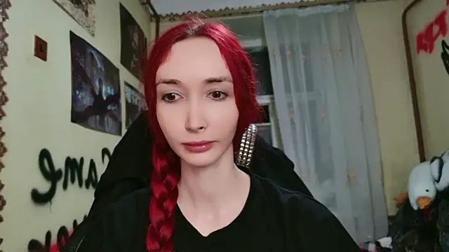 Snapshot of Roxy_Silver chatting on July 8, 8:42 pm Roxy Silver online show from July 8, 8:42 pm