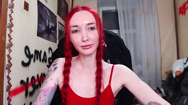 Roxy Silver online show from April 16, 9:39 pm