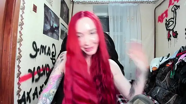 Roxy Silver online show from April 4, 8:48 pm