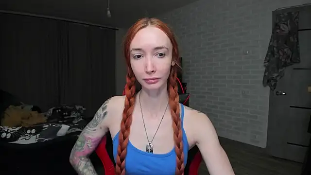 Roxy Silver online show from October 20, 8:53 pm