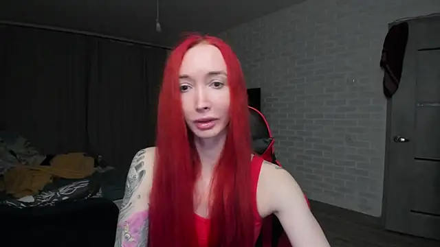 Roxy Silver online show from February 28, 5:01 pm