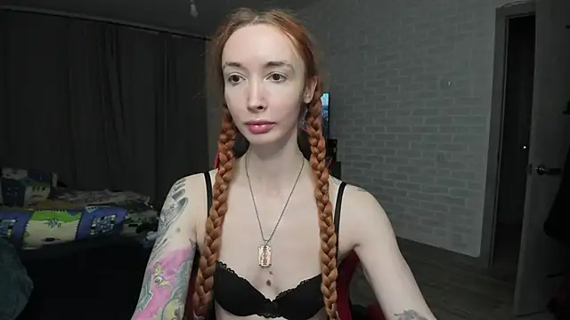 Snapshot of Roxy_Silver chatting on March 4, 7:22 pm Roxy Silver online show from March 4, 7:22 pm