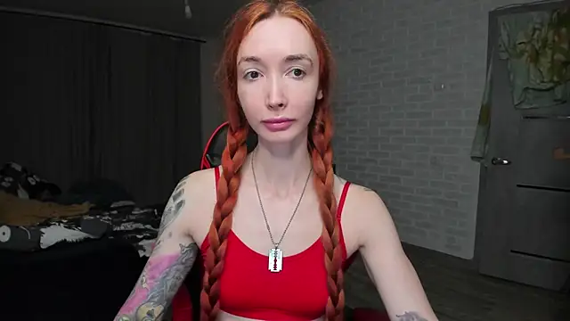Snapshot of Roxy_Silver chatting on October 7, 2:51 pm Roxy Silver online show from October 7, 2:51 pm