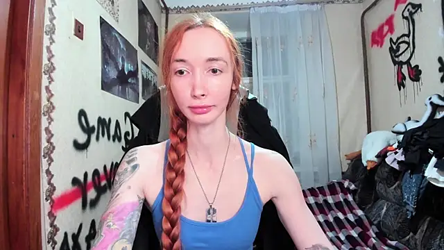 Roxy Silver online show from December 17, 8:58 pm