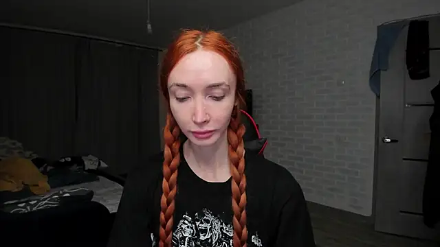 Roxy Silver online show from November 24, 8:53 pm