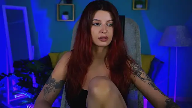 NicoleMun online show from June 9, 8:10 pm