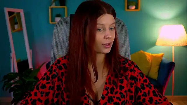 NicoleMun online show from March 7, 4:23 pm