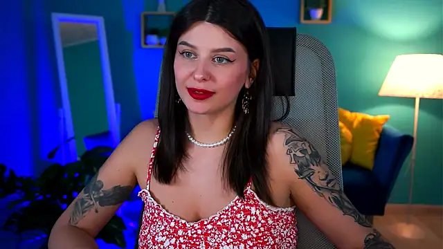 Snapshot of NicoleMun chatting on February 18, 3:20 pm NicoleMun online show from February 18, 3:20 pm