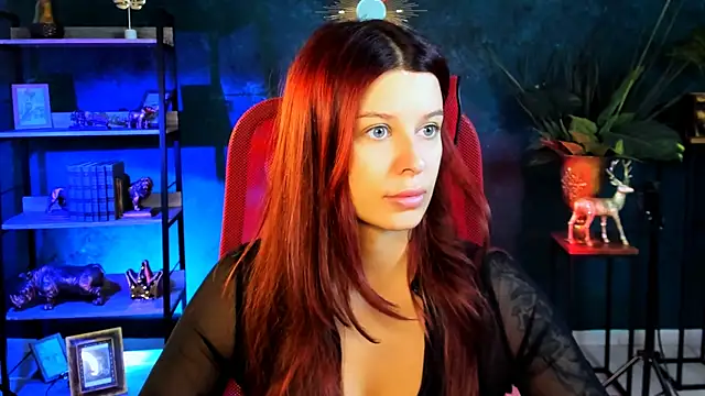 NicoleMun online show from December 21, 5:53 am