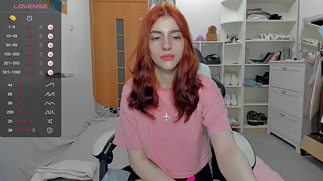 broosnica1 online show from June 3, 7:42 am