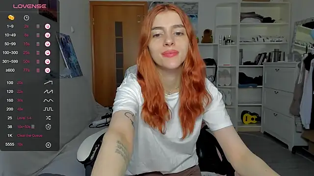 Snapshot of broosnica1 chatting on July 17, 7:16 am broosnica1 online show from July 17, 7:16 am