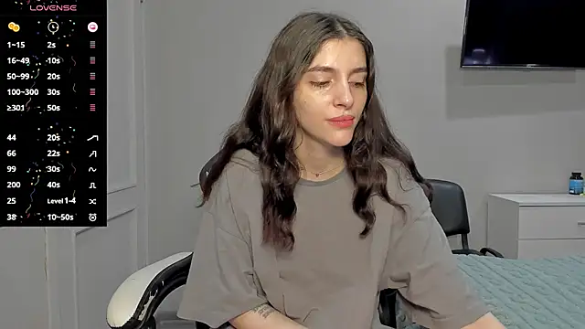 broosnica1 online show from November 30, 7:20 am