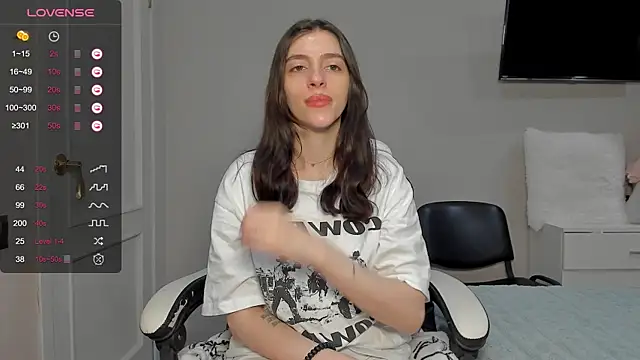 broosnica1 online show from January 12, 8:10 am