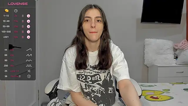 broosnica1 online show from February 13, 8:03 am