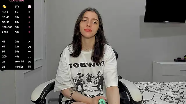 broosnica1 online show from September 14, 9:09 am