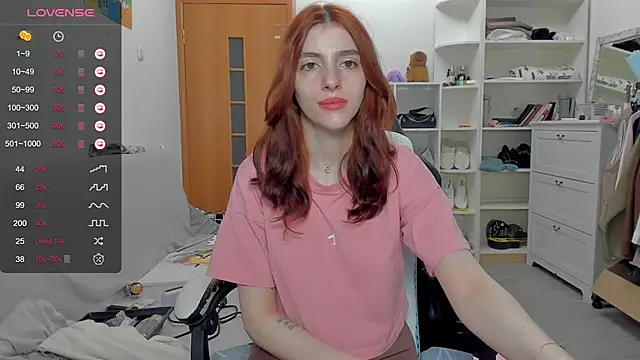 broosnica1 online show from May 30, 8:09 am