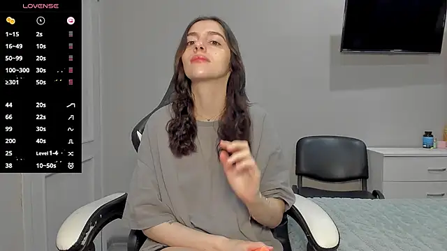 broosnica1 online show from November 29, 6:24 am