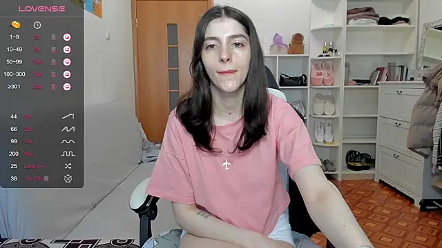 broosnica1 online show from April 21, 9:16 am