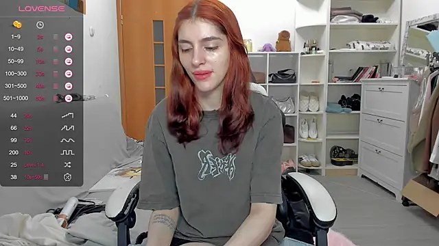 broosnica1 online show from May 29, 7:14 am
