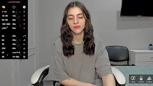 broosnica1 online show from November 17, 8:18 am