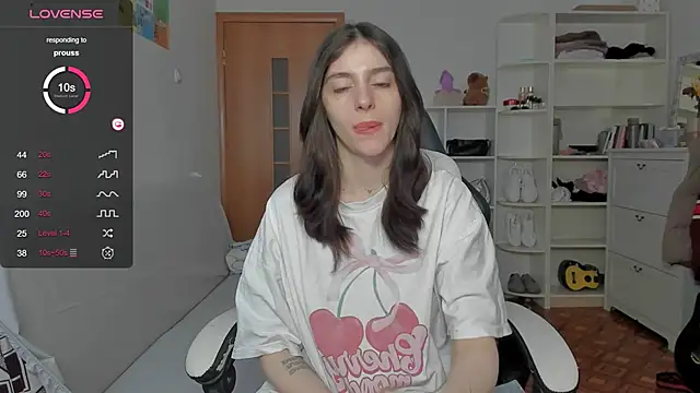 broosnica1 online show from April 7, 7:21 am