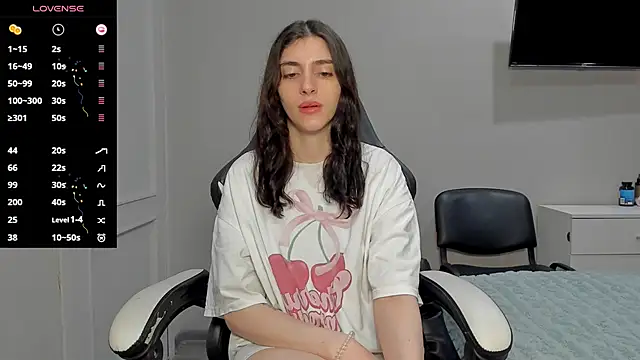 broosnica1 online show from October 21, 7:52 am