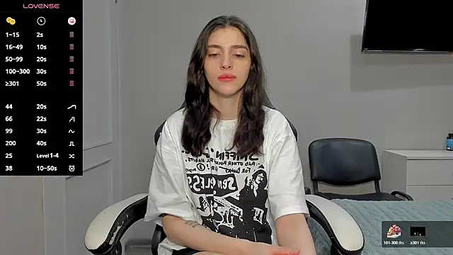 broosnica1 online show from November 12, 7:34 am