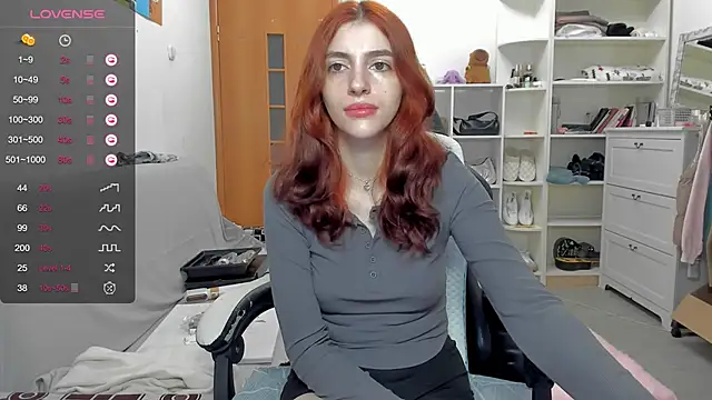 broosnica1 online show from May 25, 7:18 am