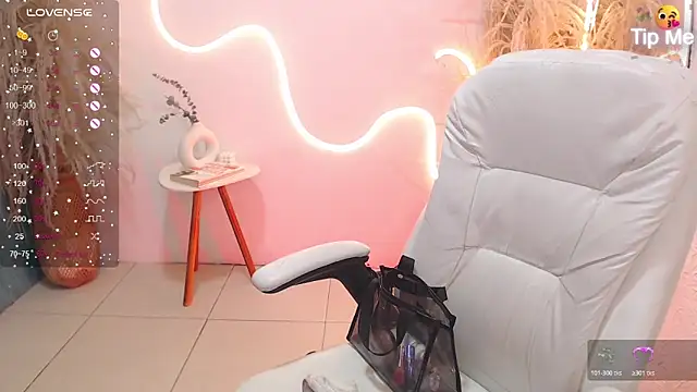 ViolettaHotLatin  online show from February 10, 12:37 pm