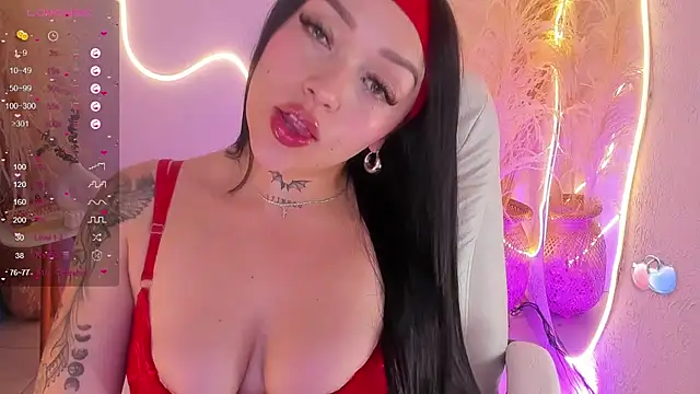 Snapshot of ViolettaHotLatin_ chatting on March 13, 12:02 pm ViolettaHotLatin online show from March 13, 12:02 pm
