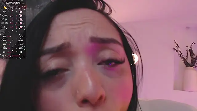 ViolettaHotLatin  online show from December 15, 12:44 pm