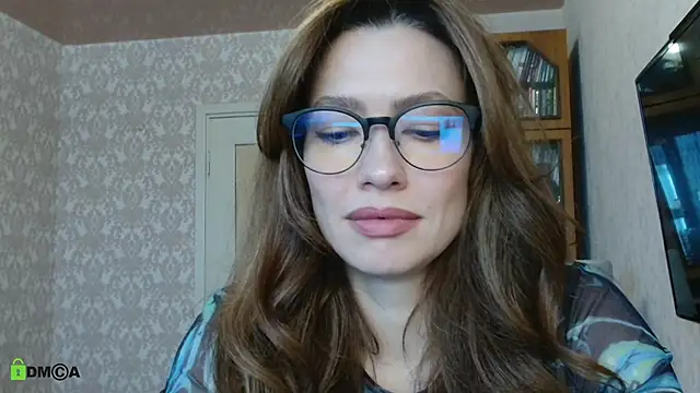 alicia spicy online show from February 6, 5:03 am