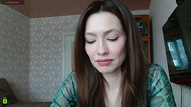 Snapshot of alicia_spicy chatting on March 15, 4:13 am alicia spicy online show from March 15, 4:13 am
