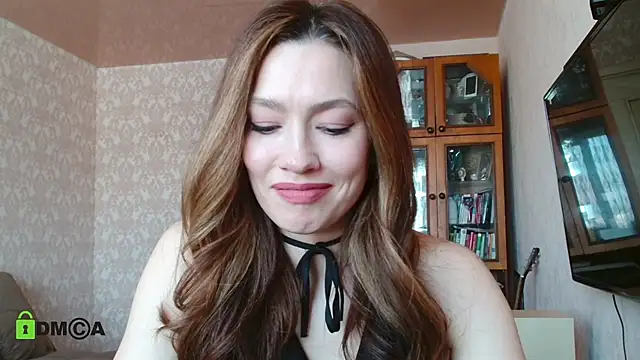 Snapshot of alicia_spicy chatting on February 25, 4:14 am alicia spicy online show from February 25, 4:14 am