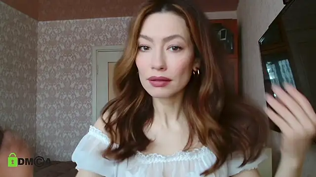 Snapshot of alicia_spicy chatting on February 21, 4:29 am alicia spicy online show from February 21, 4:29 am