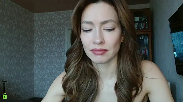 Snapshot of alicia_spicy chatting on October 3, 3:41 am alicia spicy online show from October 3, 3:41 am