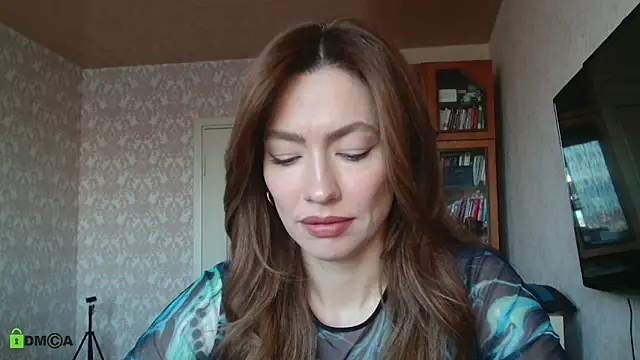 Snapshot of alicia_spicy chatting on October 22, 4:56 am alicia spicy online show from October 22, 4:56 am