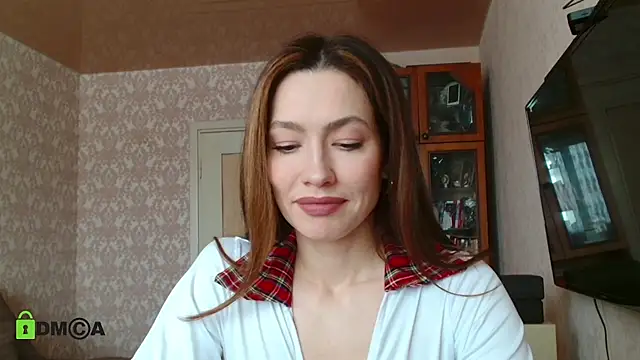 Snapshot of alicia_spicy chatting on February 10, 6:53 am alicia spicy online show from February 10, 6:53 am