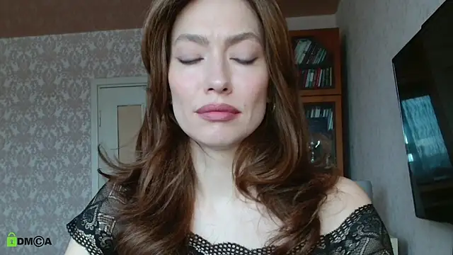 alicia spicy online show from April 7, 3:41 am