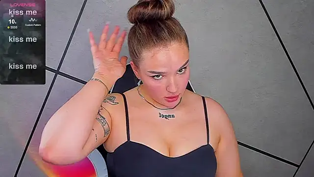 Snapshot of little_m0use chatting on September 17, 6:54 pm little m0use online show from September 17, 6:54 pm