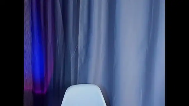 Snapshot of little_m0use chatting on January 22, 8:40 am little m0use online show from January 22, 8:40 am