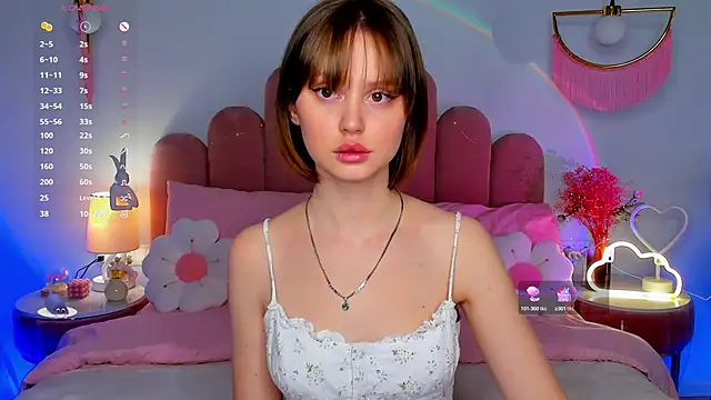 Snapshot of MaryLew chatting on November 11, 6:19 am MaryLew online show from November 11, 6:19 am