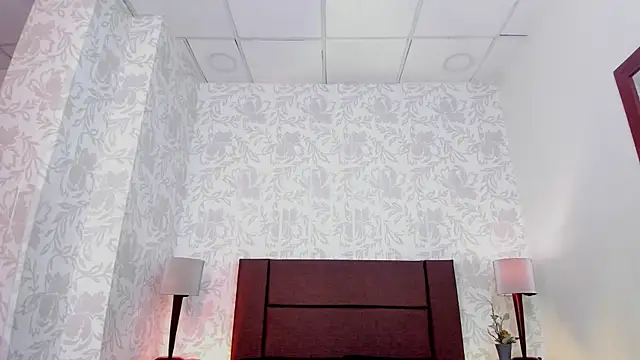 xenia golden online show from December 5, 1:53 pm