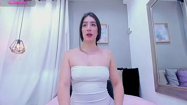  AlejaCruz  online show from October 5, 11:56 am