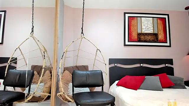  AlejaCruz  online show from February 7, 7:22 pm