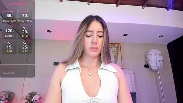  AlejaCruz  online show from May 25, 7:34 pm
