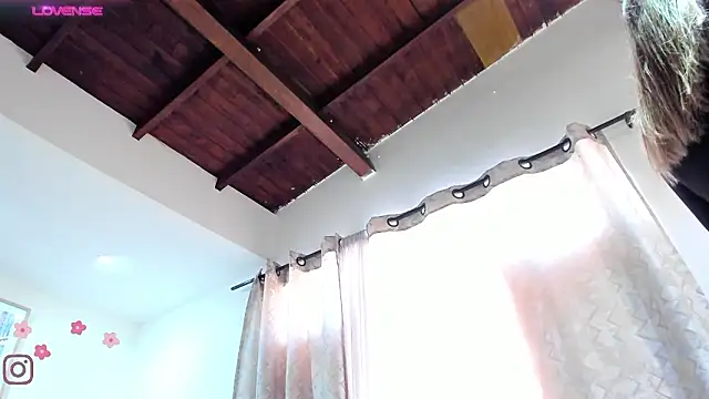  AlejaCruz  online show from February 26, 6:19 pm